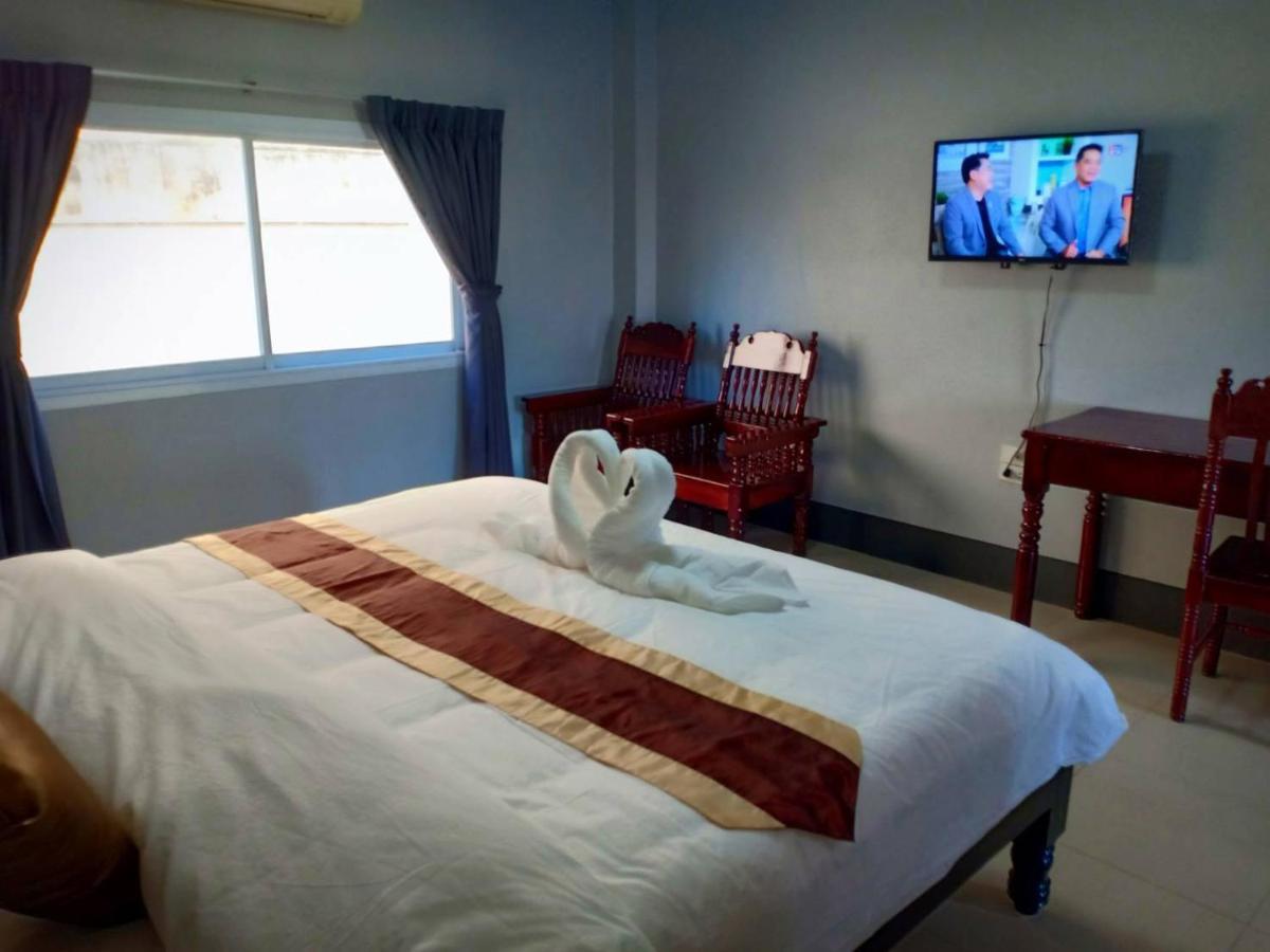 Submukda Phoomplace Hotel Mukdahan Exterior foto
