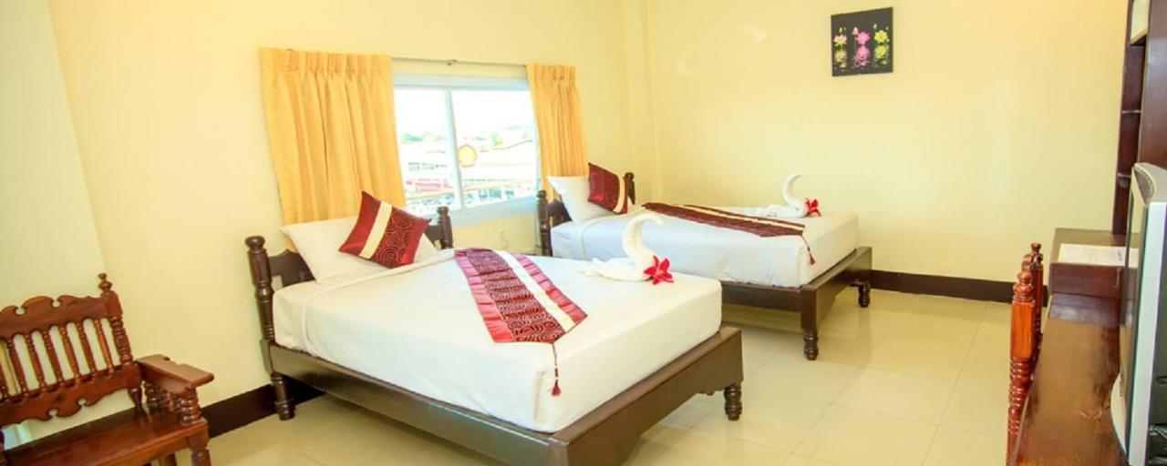 Submukda Phoomplace Hotel Mukdahan Exterior foto
