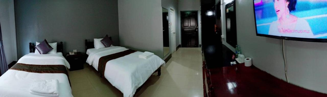 Submukda Phoomplace Hotel Mukdahan Exterior foto